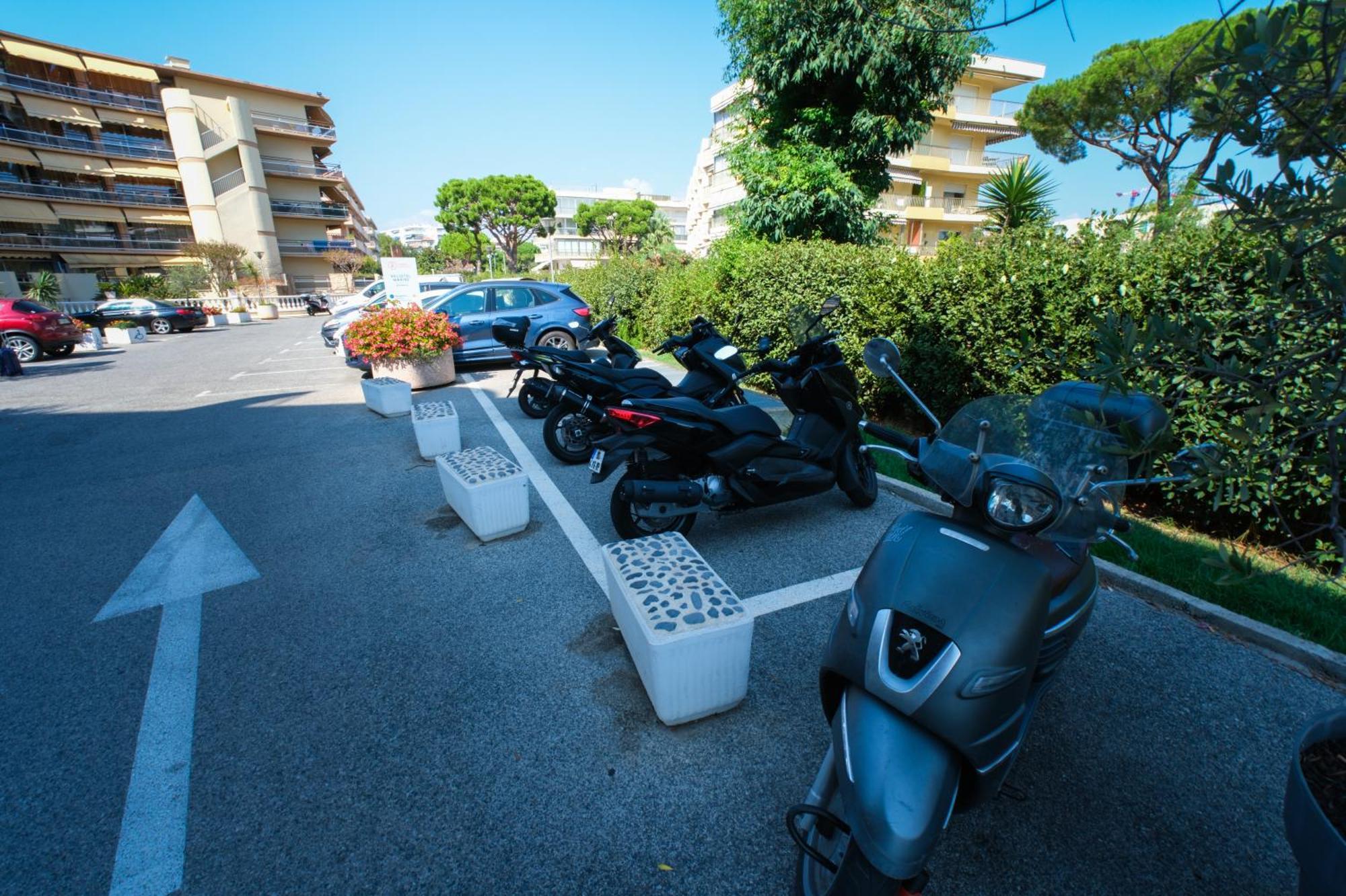 Villa Bono Jacuzzi & Spa Saint-Laurent-du-Var Dış mekan fotoğraf