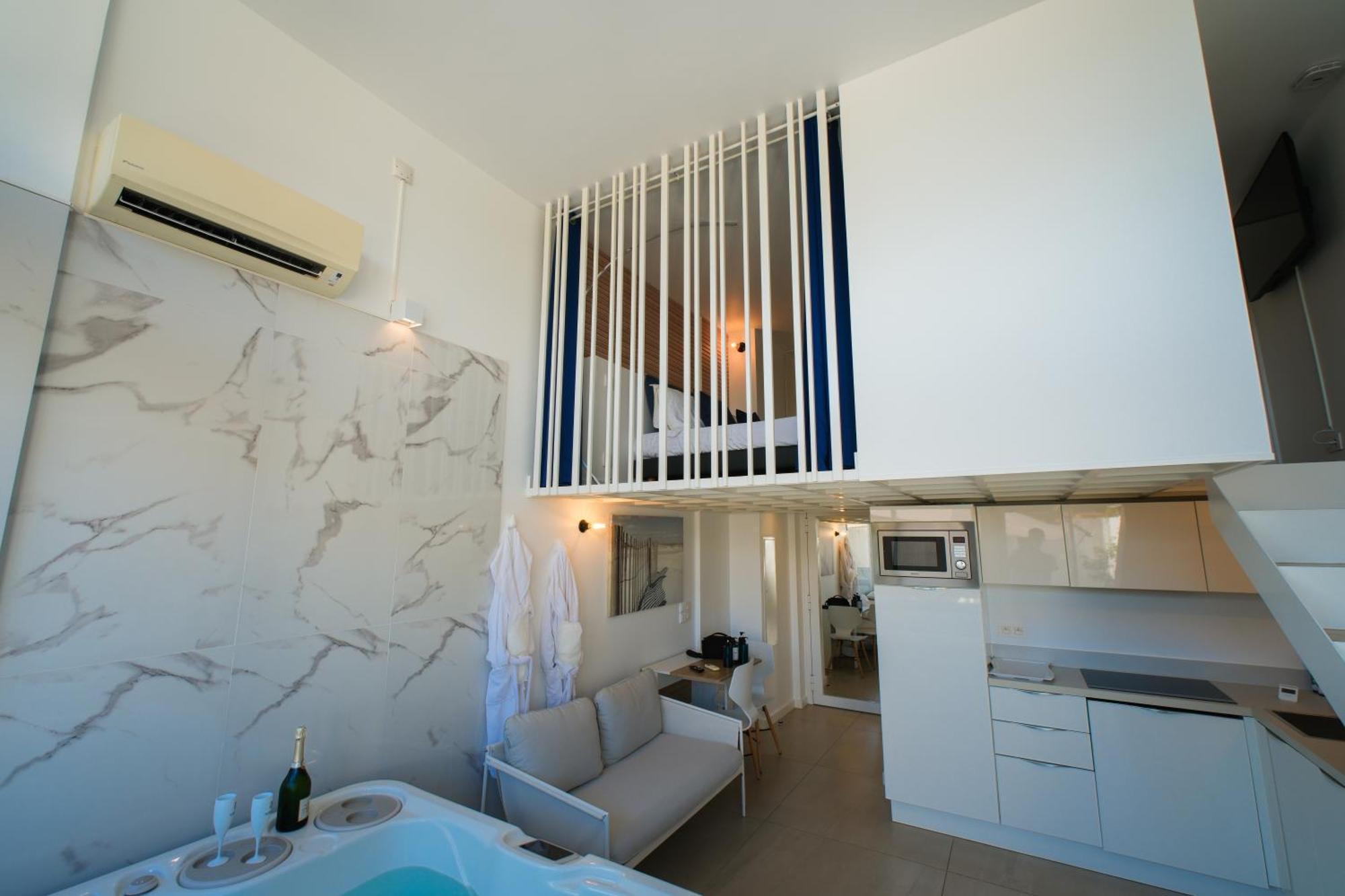 Villa Bono Jacuzzi & Spa Saint-Laurent-du-Var Dış mekan fotoğraf