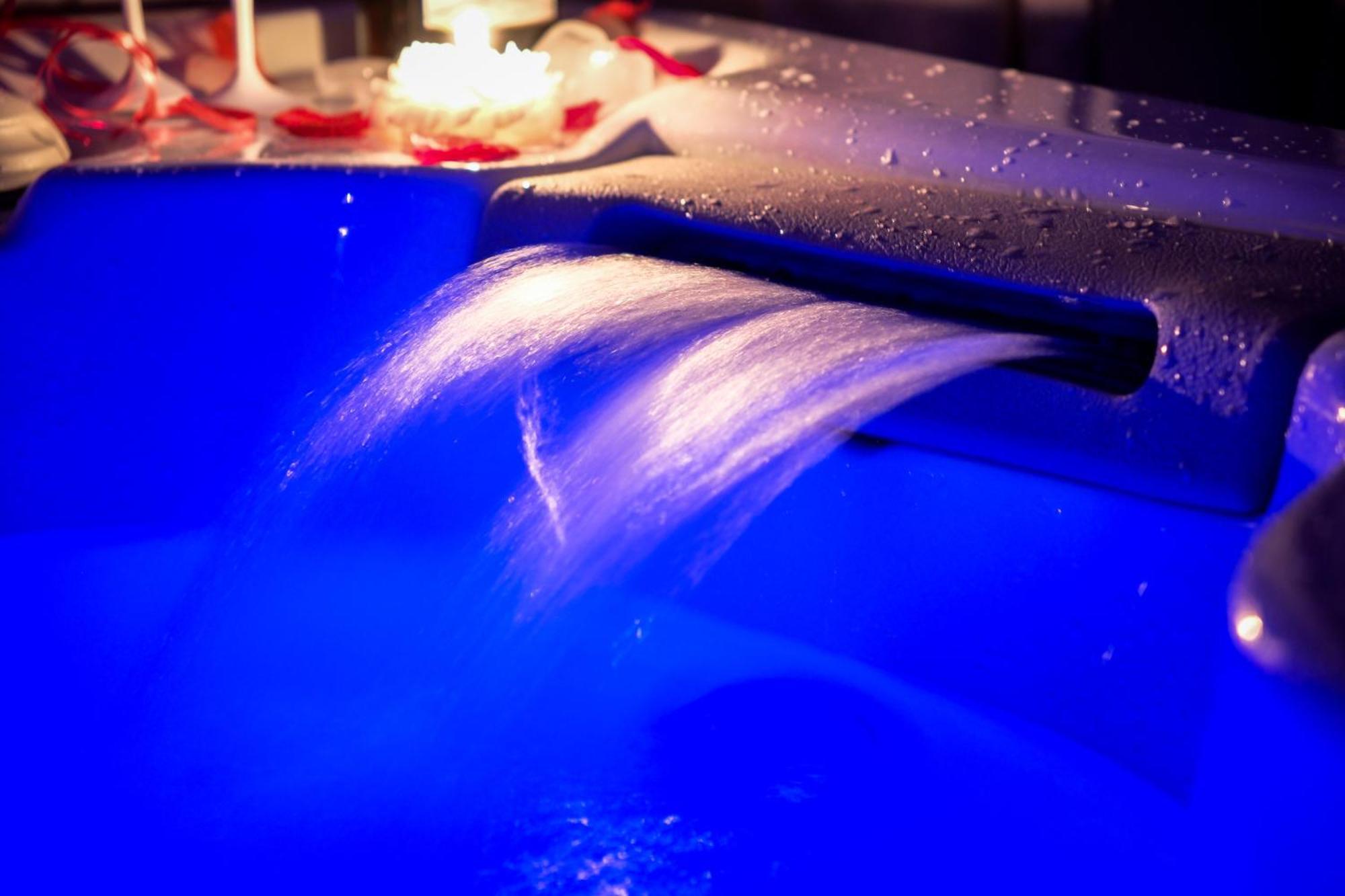 Villa Bono Jacuzzi & Spa Saint-Laurent-du-Var Dış mekan fotoğraf